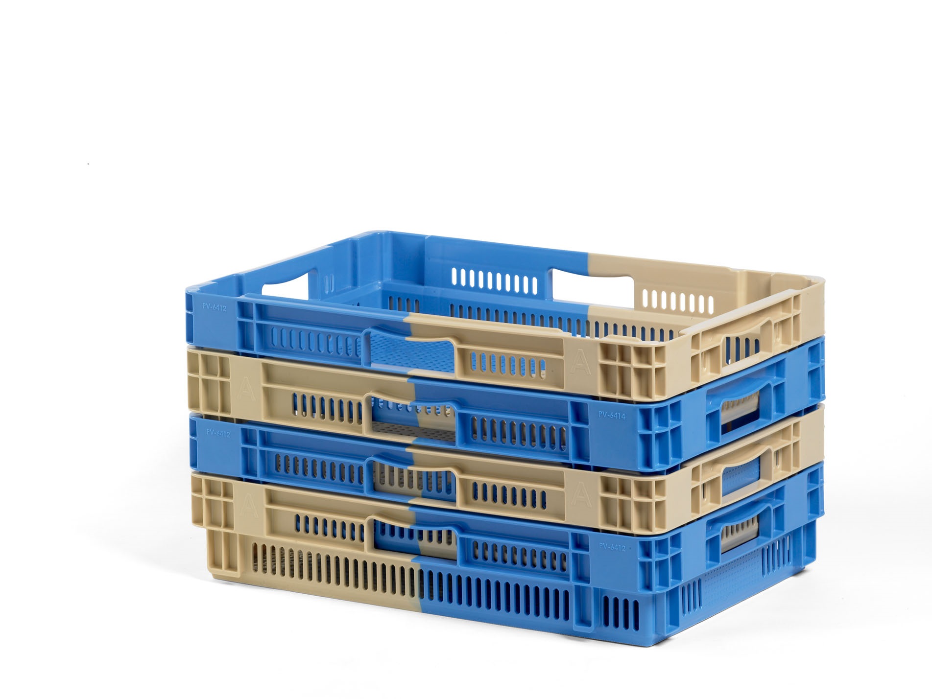 Bi-colour stack and nest crates – Solutions for Agribusinesses